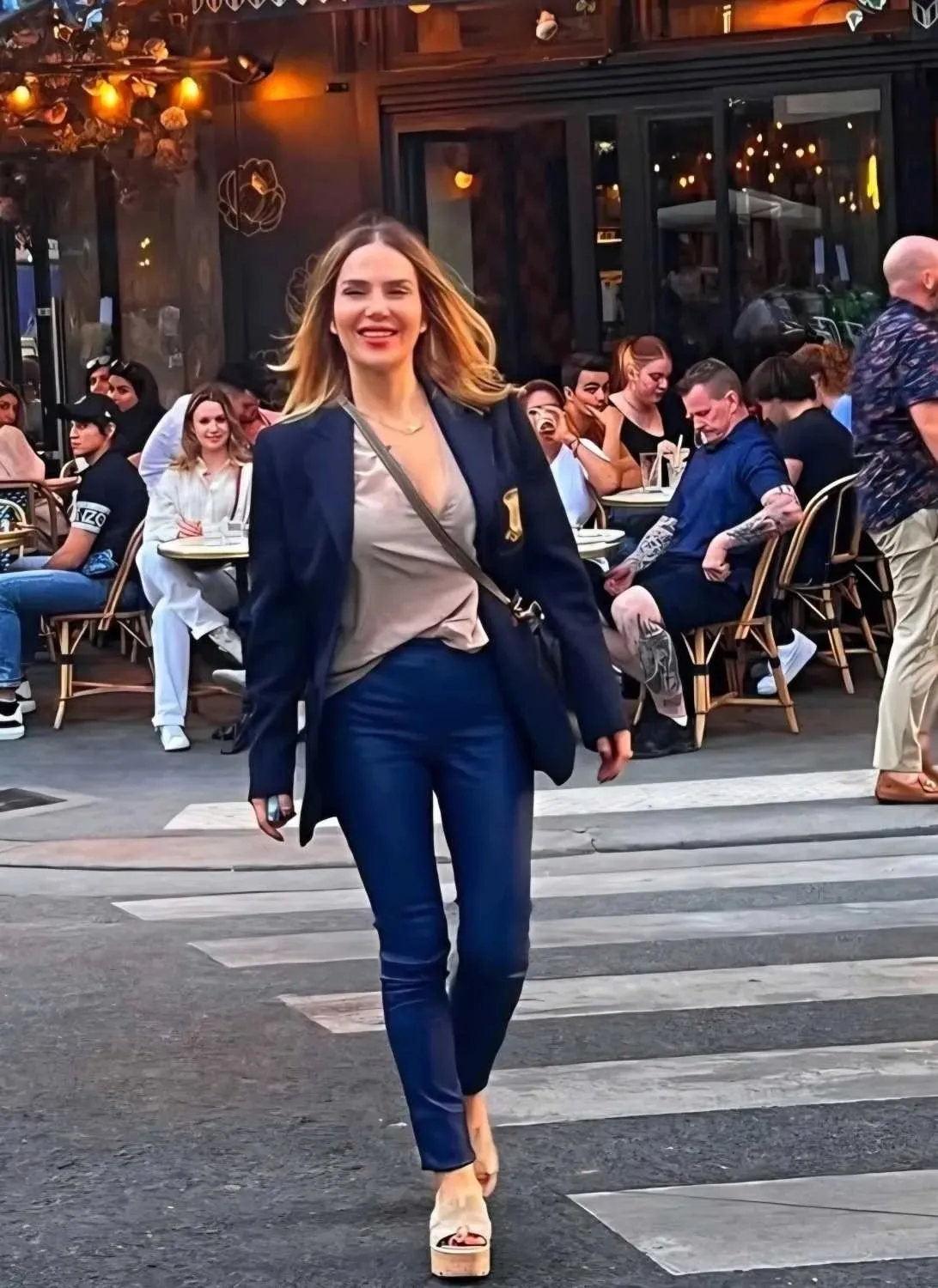 Sosyete bu olayı konuşuyor! İhanetin ardından komşusu oldu