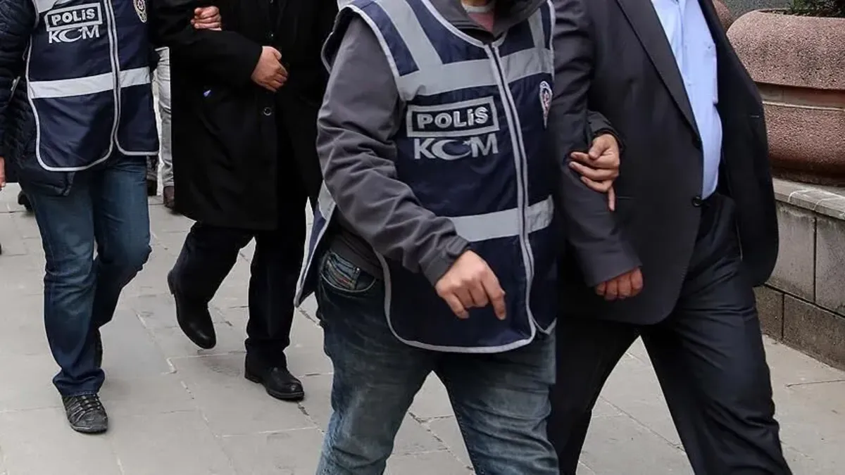 4 yeni nesil çeteye operasyon: 42 gözaltı