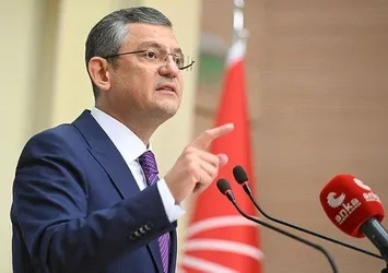 Türk siyasi tarihinde bir ilk! CHP'de 'Özel' tiyatro