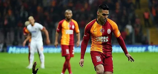 Galatasaray’da Falcao sevinci 74 gün sonra ilk 11’de sahaya çıktı