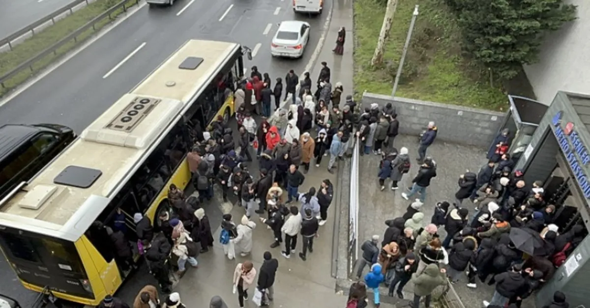 İstanbul'un metro çilesi isyan ettirdi!