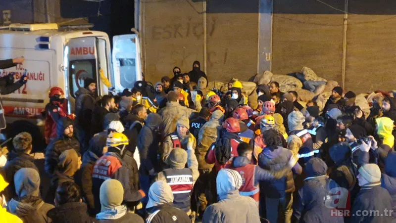 Deprem felaketinden saatler sonra yeni mucizeler! Annenin sözleri yürekleri dağladı! Duvardaki o yazı... 20