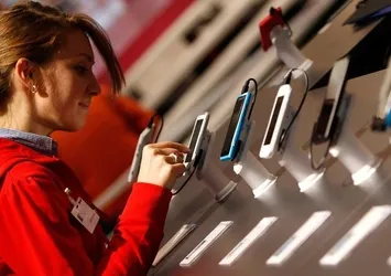Telefon satışları rekor kırdı