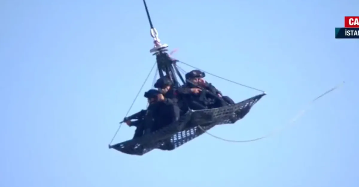 Jandarma'dan TEKNOFEST'e özel tatbikat