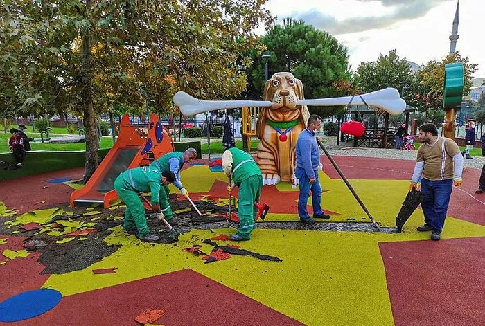 İstanbul Küçükçekmece'deki çocuk parkında PKK sembolleri! Üç sanığın hapsi istendi - 4
