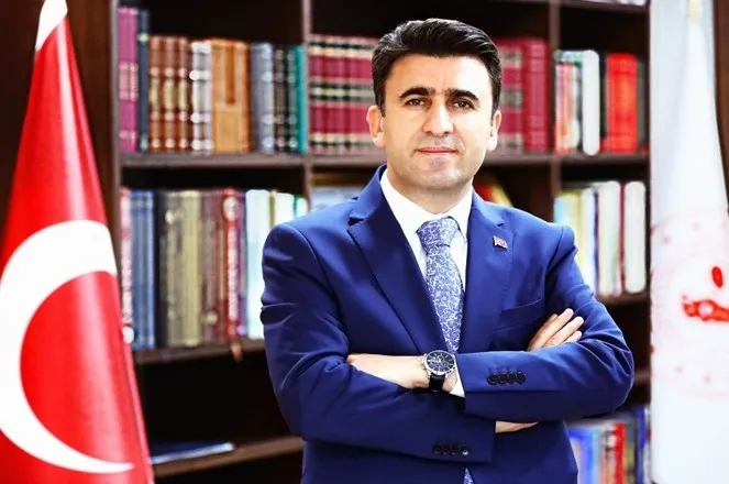 baskan-erdogan-imzaladi-2-il-valiliginde-gorev-degisiklikleri-1748382063736.jpg Şefik Aygöl