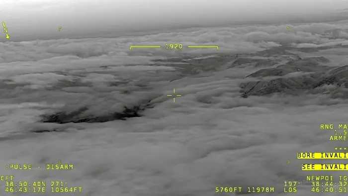 helikopter-kazasindaki-soru-isaretleri-onemli-hadisedeki-5-soru-5-cevap-a-haberde-arama-kurtarma-calismalari-n-1716270704257.jpg Helikopter kazasındaki soru işaretleri! İşte önemli hadisedeki soru ve cevaplar | Arama kurtarma çalışmaları neden gecikti? Bu kaza, bölgedeki dengeleri nasıl etkileyecek? - 2