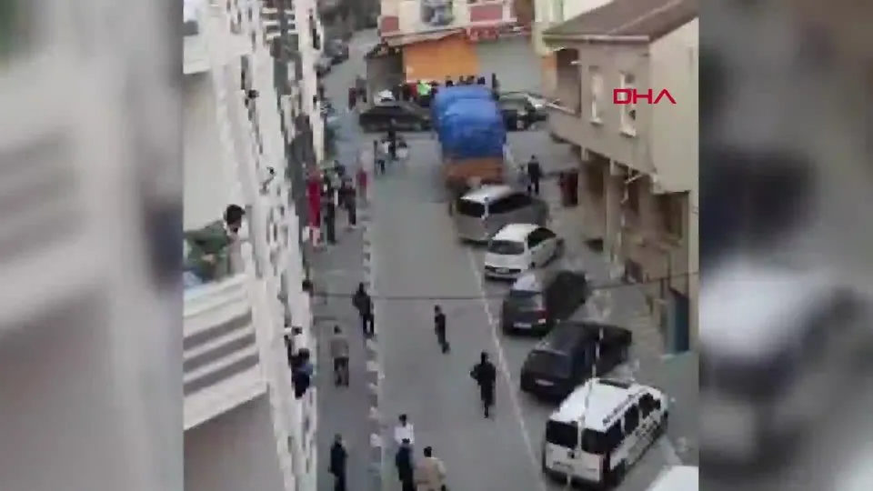 Park anlaşmazlığı baltalı kavgaya dönüştü! Ambulanslar peş peşe geldi