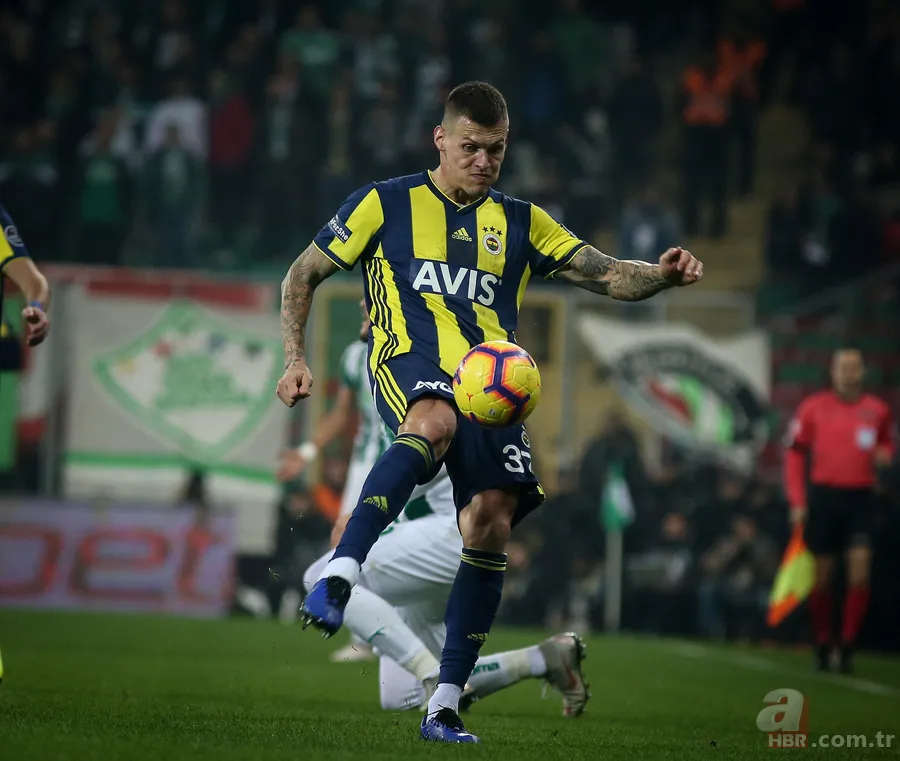 Fenerbahçe Skrtel'in yerine onu getirecek 3