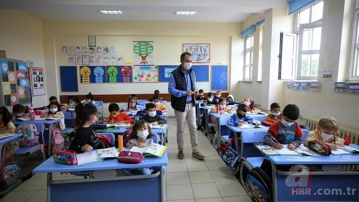 Pozitif vakada yüz yüze eğitim devam eder mi? Sağlık Bakanlığı koronavirüs rehberini güncelledi 9