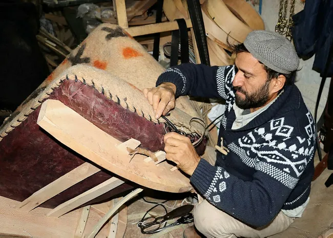 Beş kuşaktır semercilik yapıyorlar! Tanesi 400 liradan satılıyor - 3
