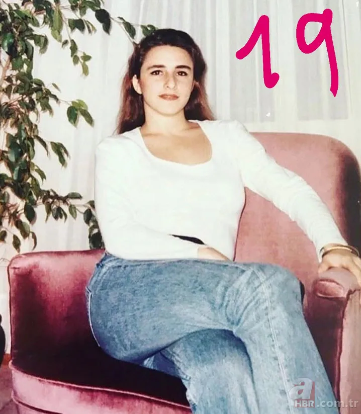 Esra Dermancıoğlu takipçilerini geçmişe götürdü! Güzelliğini gören dönüp bir daha baktı 3