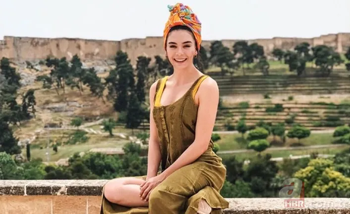 Hercai oyuncusu Ebru Şahin ve Tolga Sarıtaş magazin dünyasını salladı 10