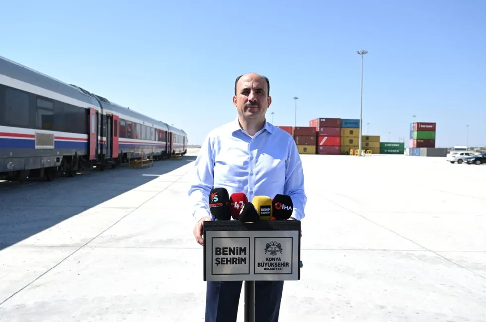Başkan Altay duyurdu! Türkiye'de bir ilk: Bu büyüklükte bir raylı sistem çalışması yapan başka şehir yok - 5