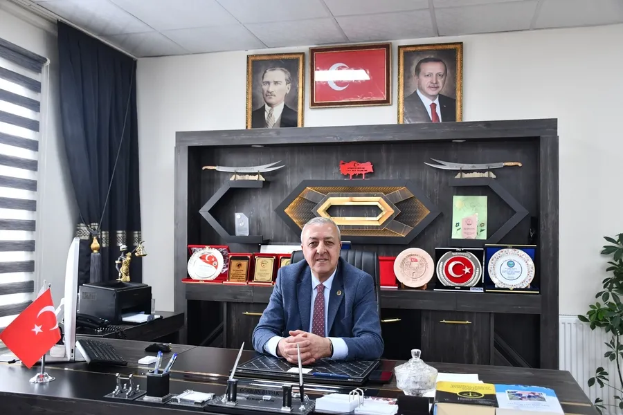 "Eşiniz dik durmadı, siz gelin!" Özgür Özel'den belediye başkanının eşine şok telefon - 2