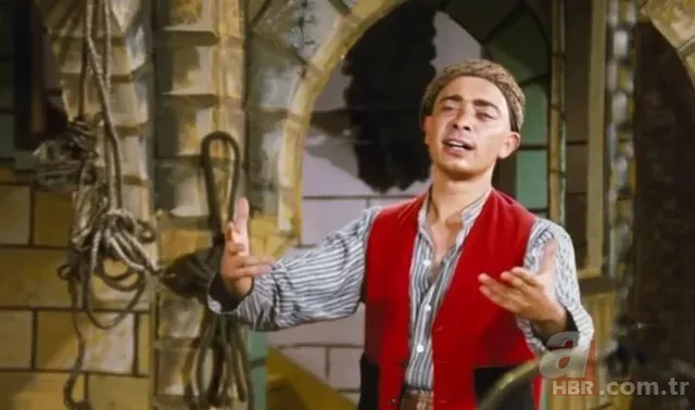 Yeşilçam'ın efsanesi Filiz Akın sevinicini paylaştı! Takipçilerine böyle duyurdu 14