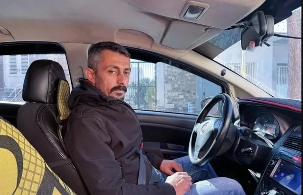 izmirdeki-kan-donduran-cinayet-sonrasi-aydinda-taksiciye-skandal-sozler-senin-gibi-taksicileri-vursunlar-1707138594539.jpg İzmir'deki kan donduran cinayet sonrası Aydın'da taksiciye skandal sözler: Senin gibi taksicileri vursunlar! I O taksici konuştu... - 4