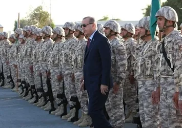Türkiye'den Katar'da yeni askeri üs