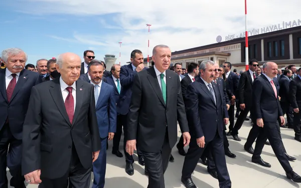 Başkan Erdoğan Rize-Artvin Havalimanı'nı uçağın kokpitinden inceledi - 7