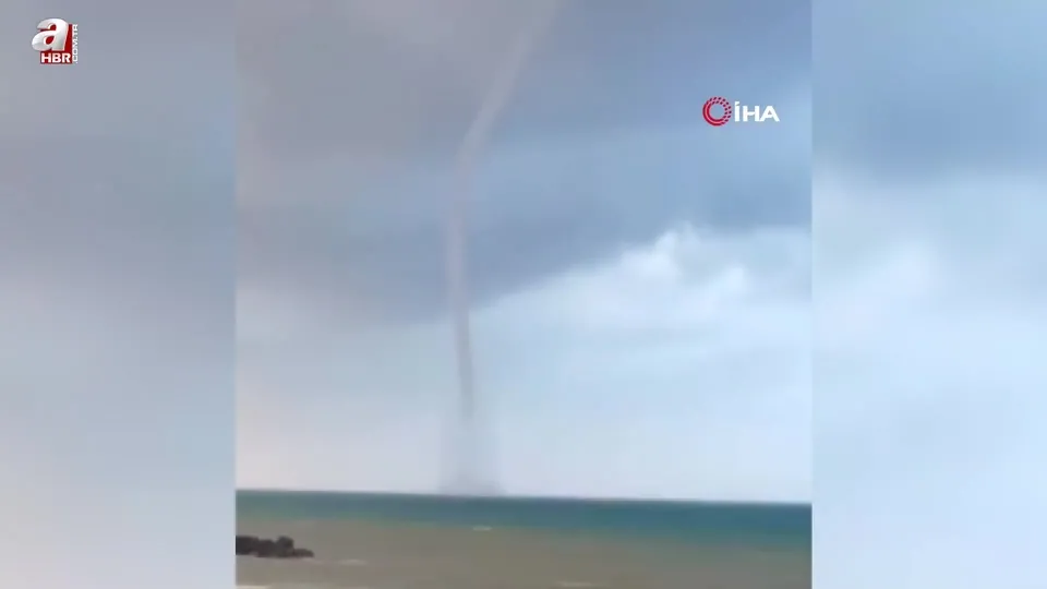 İskenderun Körfezi’nde oluşan hortum kamerada