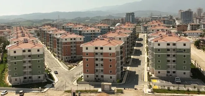 Hatay'da yaralar sarılıyor! 500 Evler projesi de tamamlandı: "Gecemizi gündüzümüze katıp büyük bir adım daha attık"
