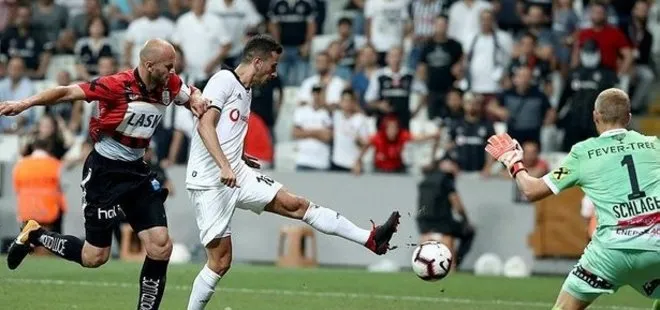 Beşiktaş Negredo ile turladı