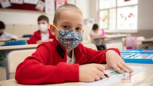 Pozitif vakada yüz yüze eğitim devam eder mi? Sağlık Bakanlığı koronavirüs rehberini güncelledi 3