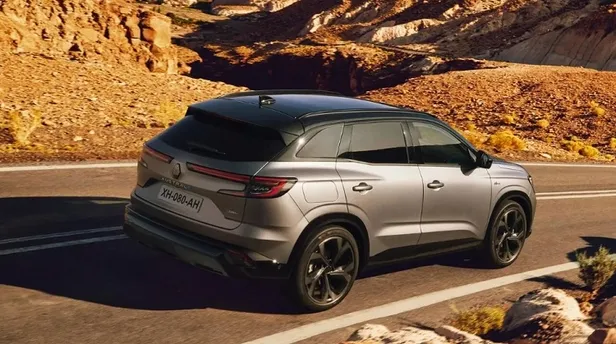 Renault’tan 110 bin TL’ye varan beklenmedik indirim kampanyası! 2023 model Clio ve Austral modellerinin fiyatı düştü!