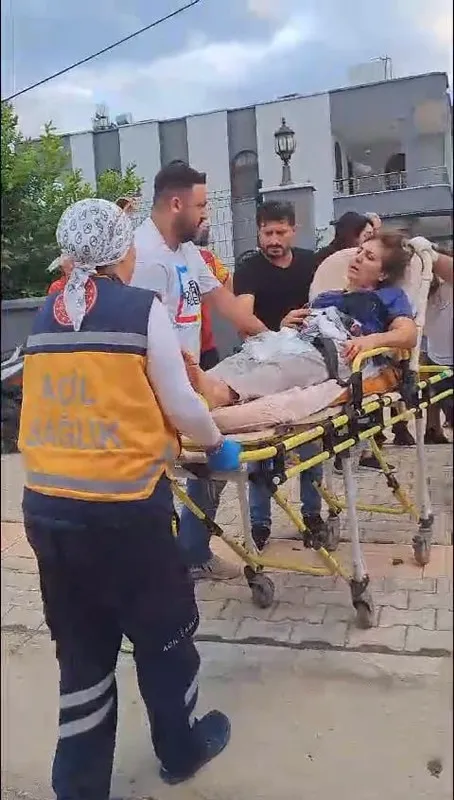 hatayda-evlat-dehseti-aile-ici-tartismada-kan-akti-1696218800838.jpg Hatay'da evlat dehşeti! Aile içi tartışmada kan aktı - 2