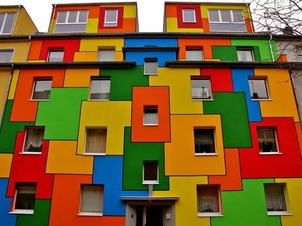 İşte Dünya’nın en renkli evleri