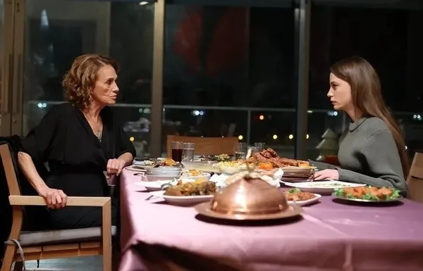 aile-dizisi-bitiyor-mu-tarih-belli-oldu-mu-aile-kacinci-bolumde-final-yapacak-1704805896998.jpeg