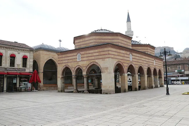 Kastamonu'da koronavirüs tedbirlerinden sonra vaka sayısında yüzde 70 düşüş yaşandı - 3