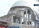 Depremde caminin 3 yüzü yıkıldı!
