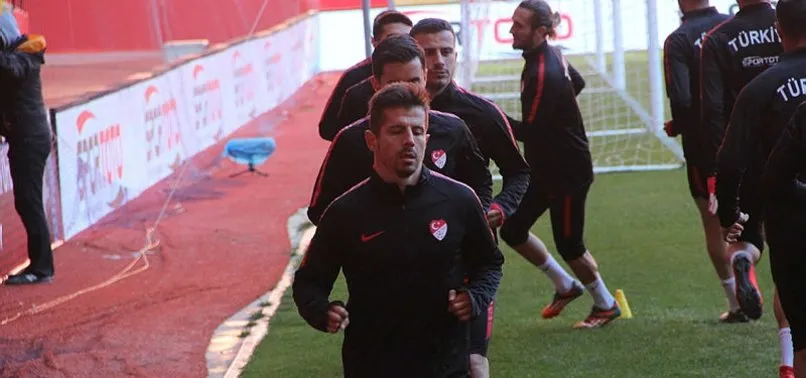 SON DAKİKA! Türkiye - Moldova maçı öncesi Emre Belözoğlu şoku!