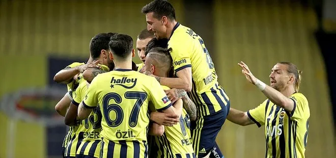 Fenerbahçe, BB Erzurumspor’u mağlup ederek şampiyonluk umudunu sürdürdü