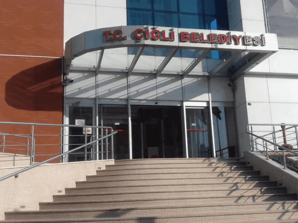 CHP'li Çiğli Belediyesi'nden vicdanları sızlatan karar! 3 çocuk babası intihara sürüklendi - 2