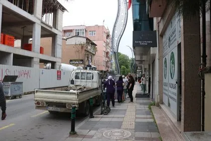Depreme hamamda yakalandı peştamalla kaçtı