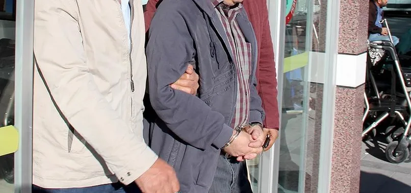 Konya'da 7 profesör 'FETÖ'den tutuklandı