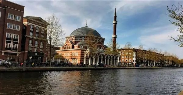 Amsterdam Belediyesi'nden camilere LGBT baskısı: Hemen imzalayın - 3
