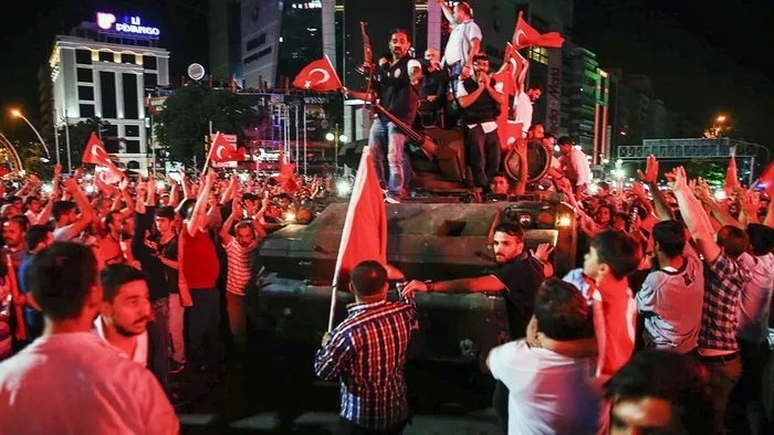 siyasilerden-pese-pese-15-temmuz-mesaji-1721044639814.jpeg Siyasilerden "15 Temmuz" mesajı! Unutmaydık, unutturmayacağız - 3