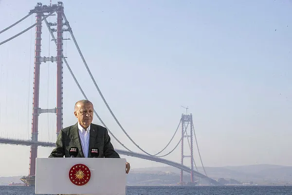 Başkan Erdoğan’dan Çanakkale’de çifte açılış! Gelibolu-Eceabat arası 25 dakikaya düşüyor