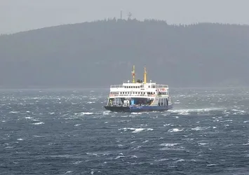 Kuzey Ege'de deniz ulaşımına fırtına engeli