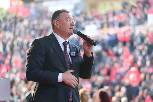 CHP’de Lütfü Savaş’tan itiraflar! Adaylık sürecinde genel merkeze tehdit: Aday yapmazsanız bağımsız girer kazanırım