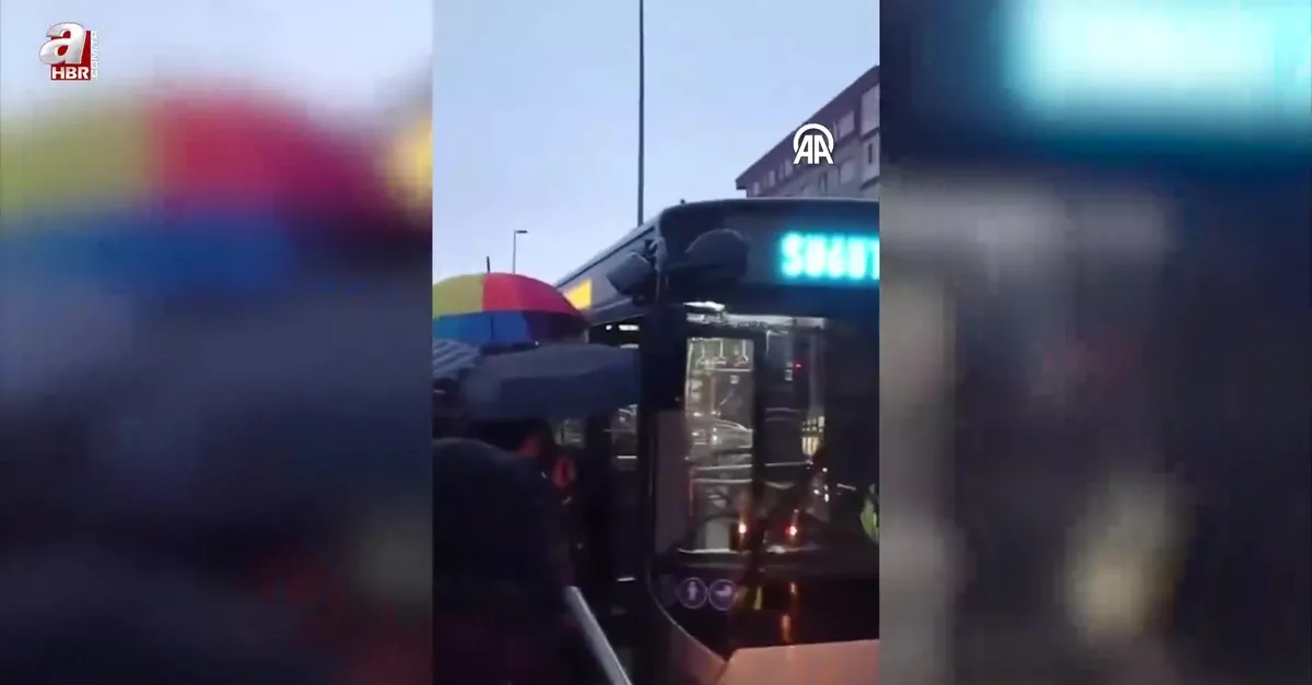 Avcılar'da metrobüs arızası nedeniyle seferler aksadı