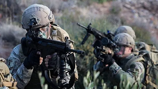 2-pkkli-yonetici-daha-olduruldu-teror-orgutu-pkk-erimeye-devam-ediyor-1657121591317.jpg 2 PKK'lı yönetici daha öldürüldü! Terör örgütü PKK erimeye devam ediyor - 1