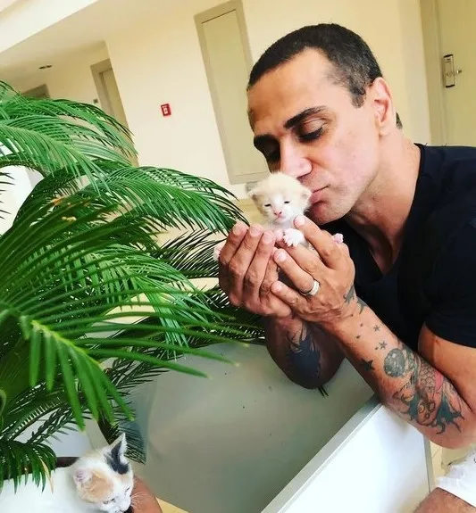 Son dakika: Şarkıcı Doğuş ölümden döndü! Doktorundan açıklama: "1 dakika daha gecikilseydi..." - 7