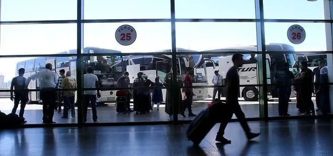 Vatandaşlara önemli uyarı! Ek otobüs seferleri de doluyor