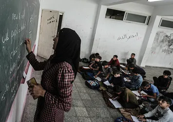 İki yıl aradan sonra Gazze'de ilk okul zili