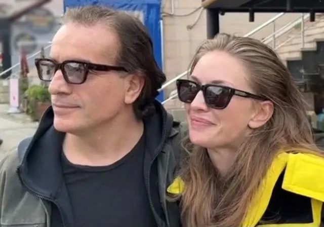 baharin-dorasi-yasemin-allenden-serenay-sarikaya-guzellemesi-1715753810394.jpg Bahar'ın Dora'sı Yasemin Allen'den 'Serenay Sarıkaya' güzellemesi - 1