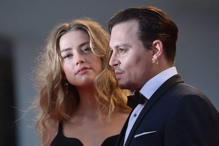 Amber Heard’e şiddet uygulayan Johnny Depp’in kariyerine bir darbe daha! Yeni filminden kovuldu!
